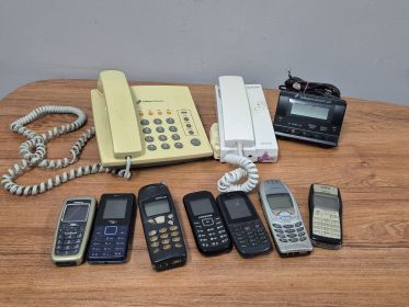 Telephones & Cellphones