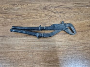 Plumbing Pliers