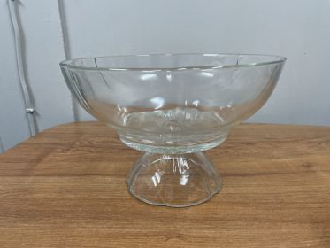 Glass Bowl with Stem