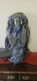 Capestorm Overland Internal-Frame Hiking Backpack — Grey/Lime