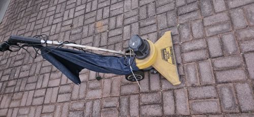 Trim Rite Villa-Vac 1000 Electric Outdoor Vacuum — Tested Working