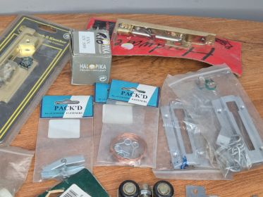 Door & Cabinet Hardware — Legs, Sash Bolt, Rollers and Keys