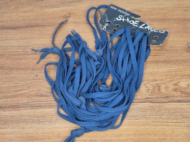 Navy Flat Shoelaces — Retail Carded Bundle