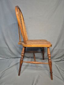 Antique-Style Wheel-Back Windsor Side Chair — Solid Oak
