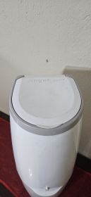 Angelcare Nappy Disposal Bin — Twist-and-Seal Nursery Bin