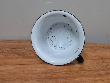 Vintage Phoenix Enamel Chamber Pot — White with Black Rim