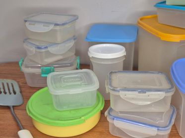 Food Storage Container Collection — approx 14 Pieces incl. Tupperware
