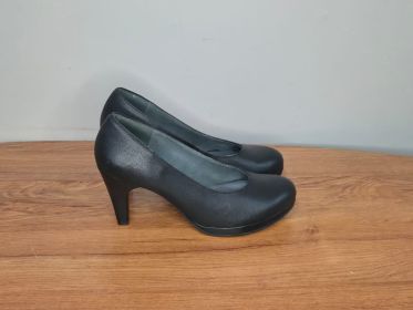 Froggie Black Leather Platform Courts — Size 6