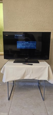 42" Samsung TV - Working Condition