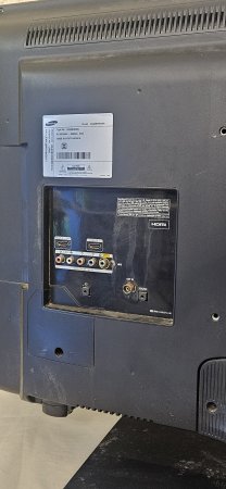 42" Samsung TV - Working Condition