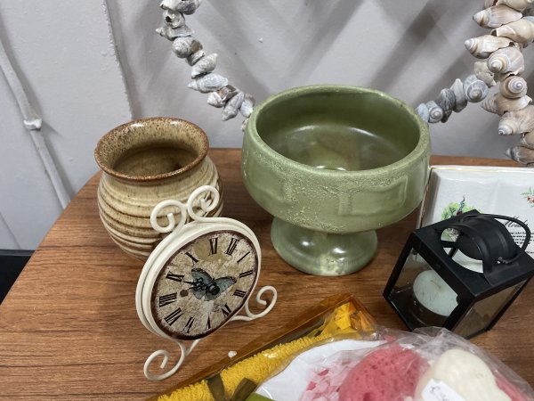 Various Decorative Items
