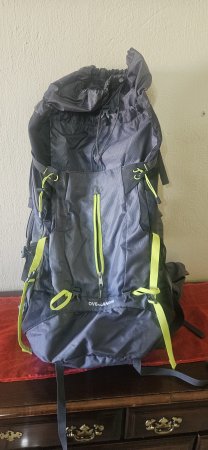 Capestorm Overland Internal-Frame Hiking Backpack — Grey/Lime