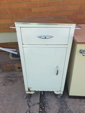 Retro Off-White Metal Cabinet on Castors — Chrome Rail & Bow Handles