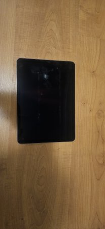 Apple iPad Air (5th Gen) 64GB Wi-Fi — Space Grey (Tested Working)