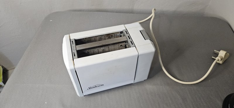 Sunbeam 2-Slice Toaster