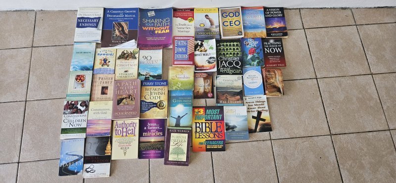 Bulk Lot — English Christian & Inspirational Books (~30 titles)
