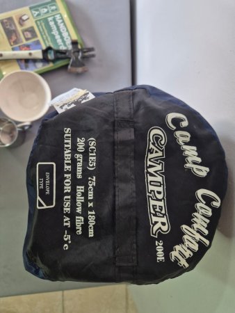 Camping Bundle — Sleeping Bag, Handboek Kampeerder, Camp Hatchet, Bowl & Steel Mug