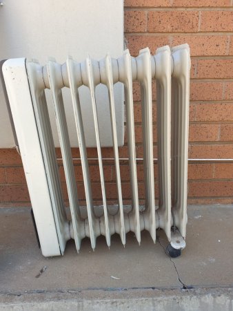 Oil-Filled Column Heater