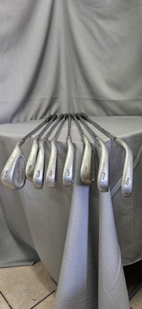 Redbird 880 Pro Matched Iron Set — 8 Clubs (SW, PW, 3–8) with Graphite Shafts