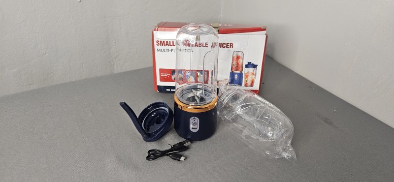 Rechargeable Portable Juicer / Blender Cup (USB)