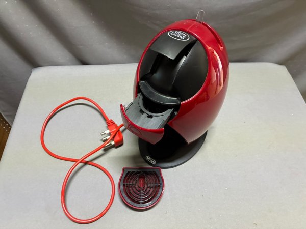 Nescafé Dolce Gusto "Jovia" Pod Coffee Machine — Powers On