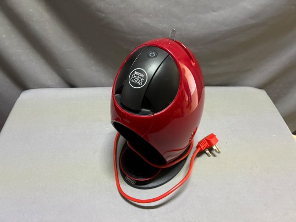 Nescafé Dolce Gusto "Jovia" Pod Coffee Machine — Powers On