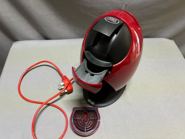 Nescafé Dolce Gusto "Jovia" Pod Coffee Machine — Powers On