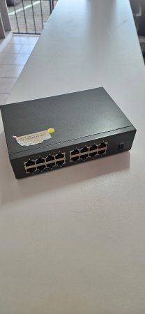 Mecer 16-Port Ethernet Desktop Switch