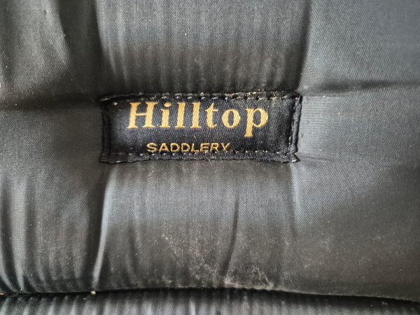 Hilltop Saddlery Quilted Saddle Pads / Numnahs ×2