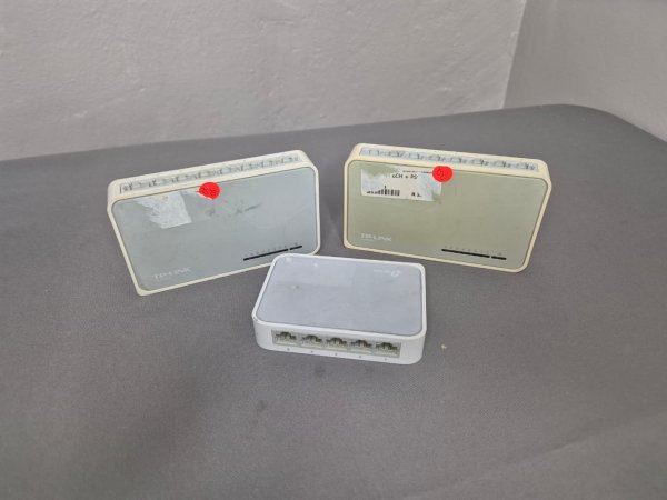 3 × TP-Link 5-Port Desktop Network Switches