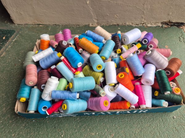 Large Job Lot of Sewing Cotton / Thread Reels