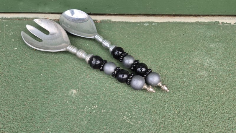 Beaded-Handle Salad Servers — Spoon & Fork Set