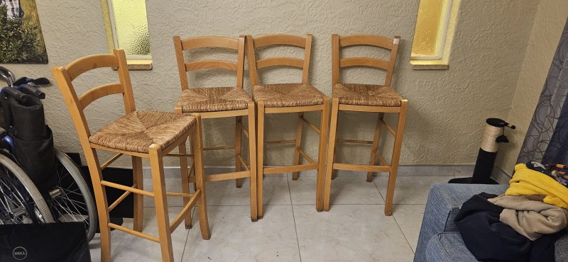 Set of 4 Ladder-Back Rush Seat Bar Stools – Solid Wood, Farmhouse Style