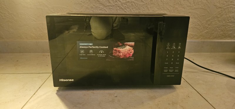 Hisense 28L Electronic Microwave Oven – Like New