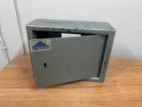 Safe - Image 2
