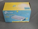 TP-Link TL-SF1008D 8-Port 10/100Mbps Desktop Switch (Boxed) - Image 1