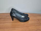 Froggie Black Leather Platform Courts — Size 9 - Image 5
