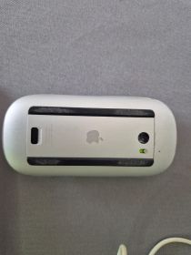 Apple Full-Size Wired Keyboard (A1243) + Apple Magic Mouse (Working)