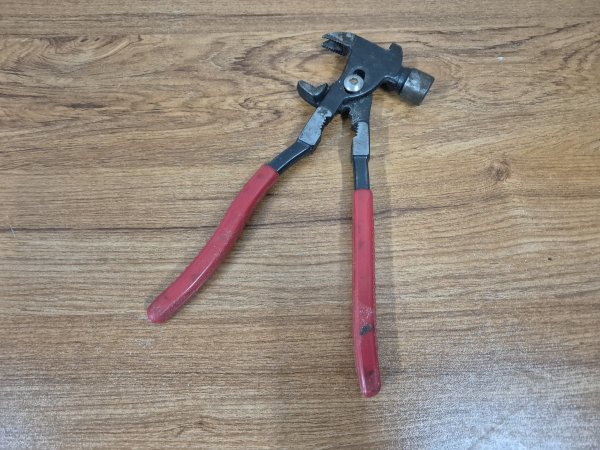 Multi-function Hammer Pliers