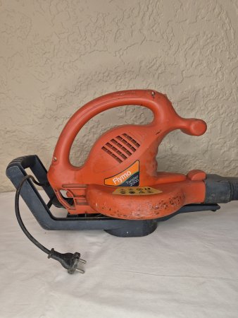 Flymo Twister 2000 Blower - Does not power on