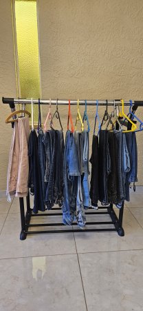 Clothing Lot - Various Jeans