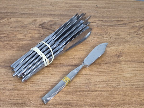 Dinner & Fish Knives