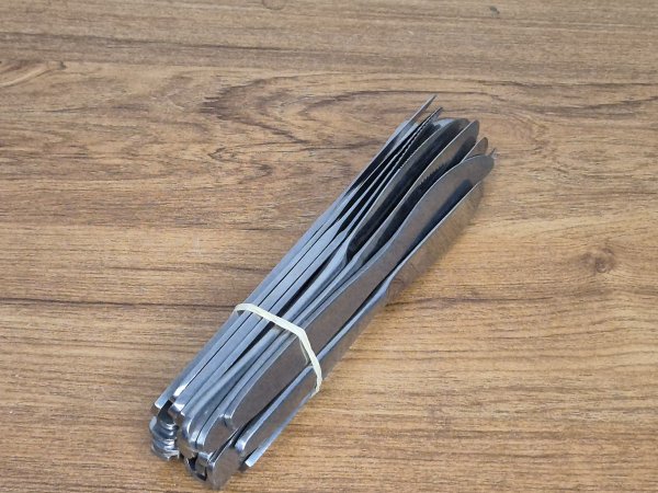 Dinner Knives