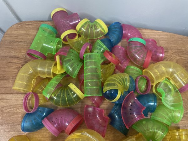 Hamster Pipes
