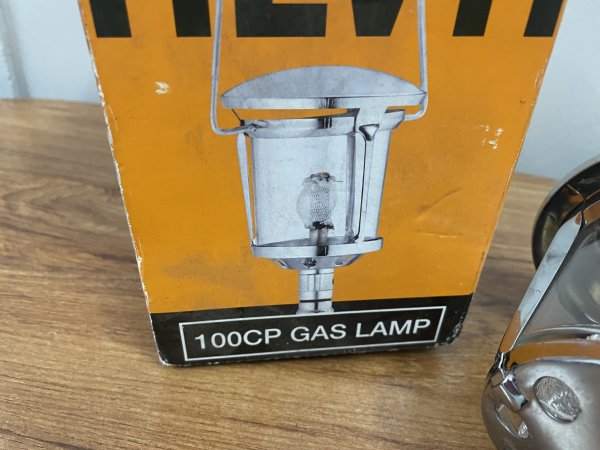 Gas Lamp