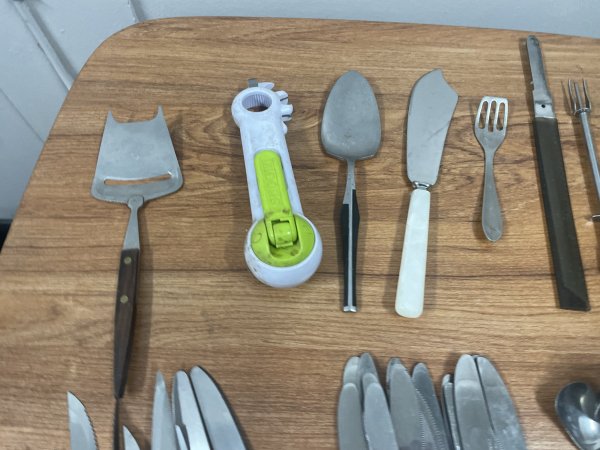 Cutlery & Kitchen Utensils