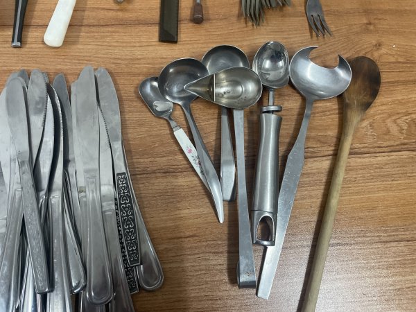 Cutlery & Kitchen Utensils