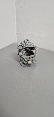 Aquarium Decor Collection — 8 Resin Ornaments (Temple, Wreck, Walker, Hobbit House & More)