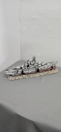 Aquarium Decor Collection — 8 Resin Ornaments (Temple, Wreck, Walker, Hobbit House & More)