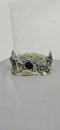 Aquarium Decor Collection — 8 Resin Ornaments (Temple, Wreck, Walker, Hobbit House & More)